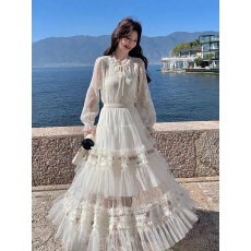 批发米白色法式网纱刺绣连衣裙女<b class='q'>中长款</b>2026夏季度假风绝美超仙蛋糕裙