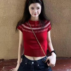 批发美式复古费尔岛红色显瘦修身短袖针织衫辣妹时尚网红设计感潮流款