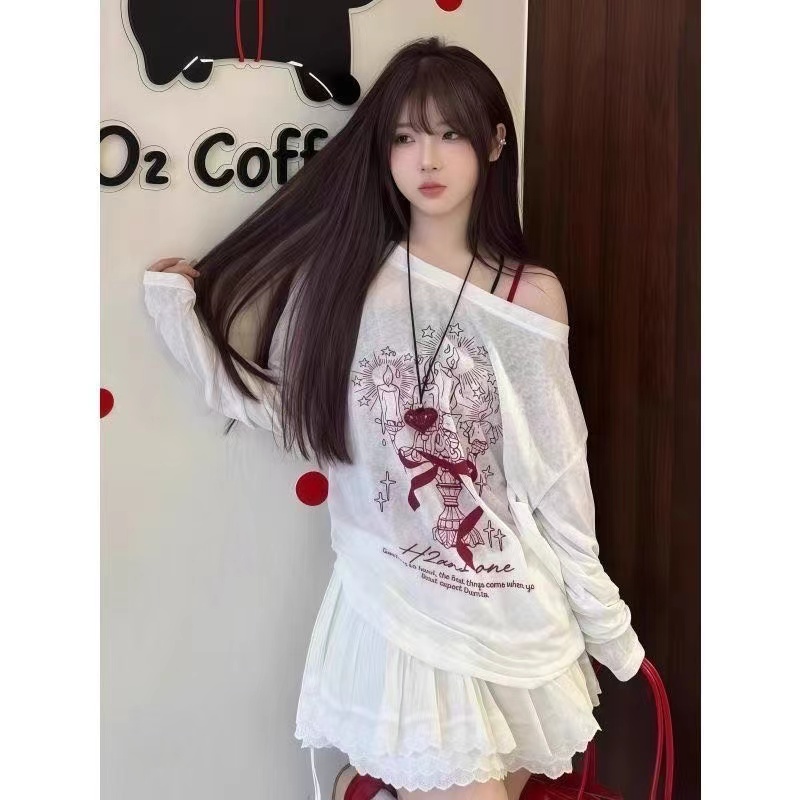 화이트 낙서 비스듬한 어깨 긴팔 티셔츠 자외선 차단 블라우스 여성 새로운 여름 얇은 스타일 느긋한 바람 루즈핏 맨위