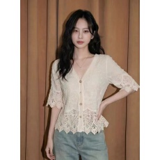 批发波西米亚钩花镂空<b class='q'>蝙蝠</b>袖针织衫女夏季薄款独特漂亮短袖防晒衫上衣