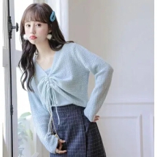 批发韩系小清新温柔风<b class='q'>甜美</b>设计感别致抽绳毛衣女小个子短款上衣两件套