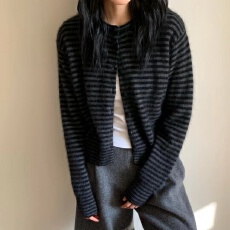批发韩系复古黑灰条纹长袖针织开衫女秋季薄款毛衣外套叠穿外搭<b class='q'>短</b>上衣