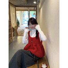 批发实拍 韩系氛围感叠穿搭配毛毛<b class='q'>吊带</b>马甲背心甜美风纯色半高领打t恤