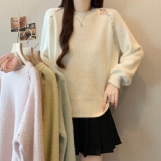 批发<b class='q'>大码</b>胖mm秋冬季新款设计钉珠感镂空针织衫气质百搭<b class='q'>打底衫</b>减龄毛衣