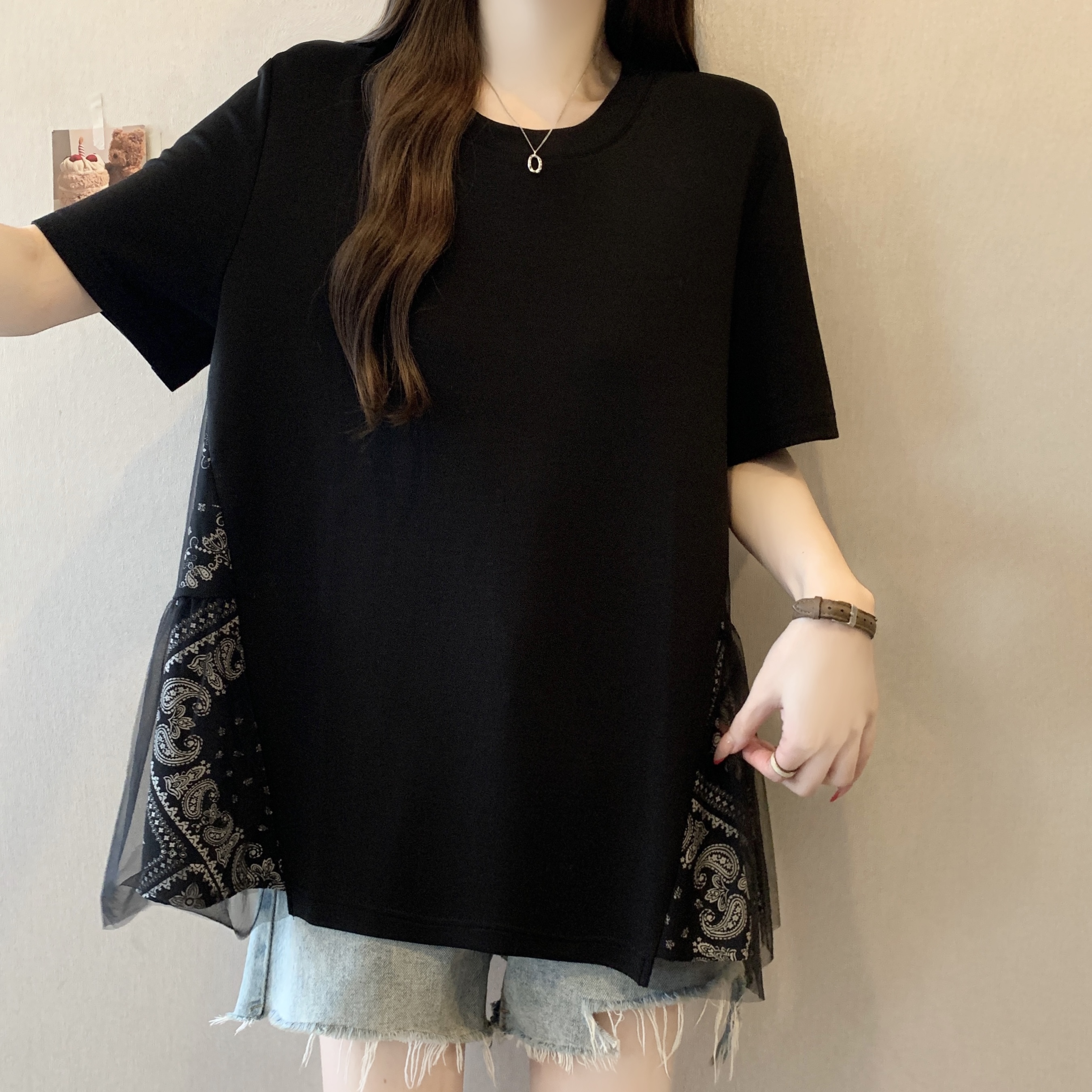빅 사이즈 지방 mm 여름 새로운 검정색 미니멀리즘 다용도 라운드 넥 긍정적 인 어깨 반팔 페이크 레이어드 티셔츠