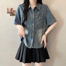 批发大码胖mm夏季新款翻领彩扣设计感遮肚显瘦短袖牛仔衬衫