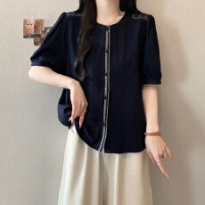 批发大码胖mm夏季新款蕾丝钩花镂空短袖衬衫女遮肚显瘦减龄小衫上衣