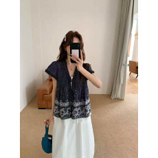 批发2026年早春夏款格纹拼接木耳边衬衫小衫马年显瘦上衣