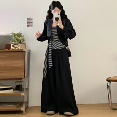 批发大码女装2025秋冬新款胖妹妹<b class='q'>韩版</b>减龄条纹吊带<b class='q'>宽松</b>外套长裤三件套