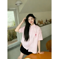 批发实价条纹小清新兔子短袖衬衫外套女夏新款设计感宽松衬衣