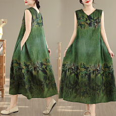 批发实拍 2026新款胖MM<b class='q'>大码</b>简约无袖V领背心式收腰长款<b class='q'>连衣裙</b>