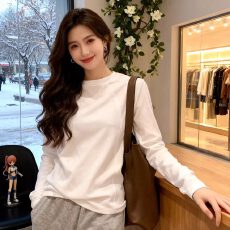 批发欧货<b class='q'>白色</b>拼接长袖t恤女2026春秋新款宽松显瘦休闲内搭<b class='q'>打底衫</b>上衣