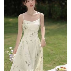 批发茶歇法式气质吊带连衣裙<b class='q'>女</b>2026夏季新款新中式国风收腰显瘦长裙子