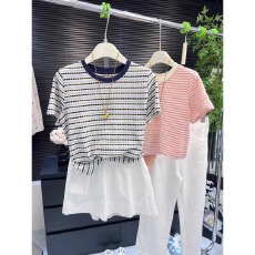 批发实价索罗娜领口+原版面料甜酷独特撞色条纹短袖T恤女