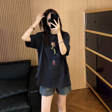 批发欧货潮牌<b class='q'>休闲</b>运动套装女夏季洋气显瘦高级感短袖T恤阔腿裤两件套