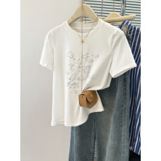 批发实拍韩系白色卡通贝壳印花设计感正肩短袖T恤女夏季宽松慵懒上衣