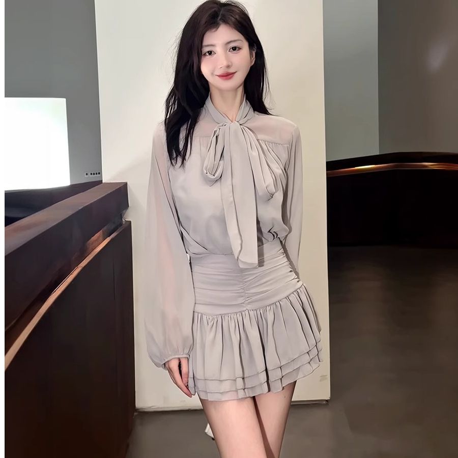 세트 치마 봄 여름 착용 가져 가라. 품격 나비 매듭 셔츠 슬립 하이웨이스트 슬림해 보이는 반신 스커트 작은 샤넬 스타일 3종 세트