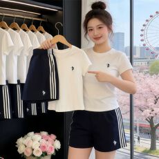批发仿棉索罗娜 套装女夏季新款韩版<b class='q'>白色</b>短袖t恤条纹休闲<b class='q'>短裤</b>两件套