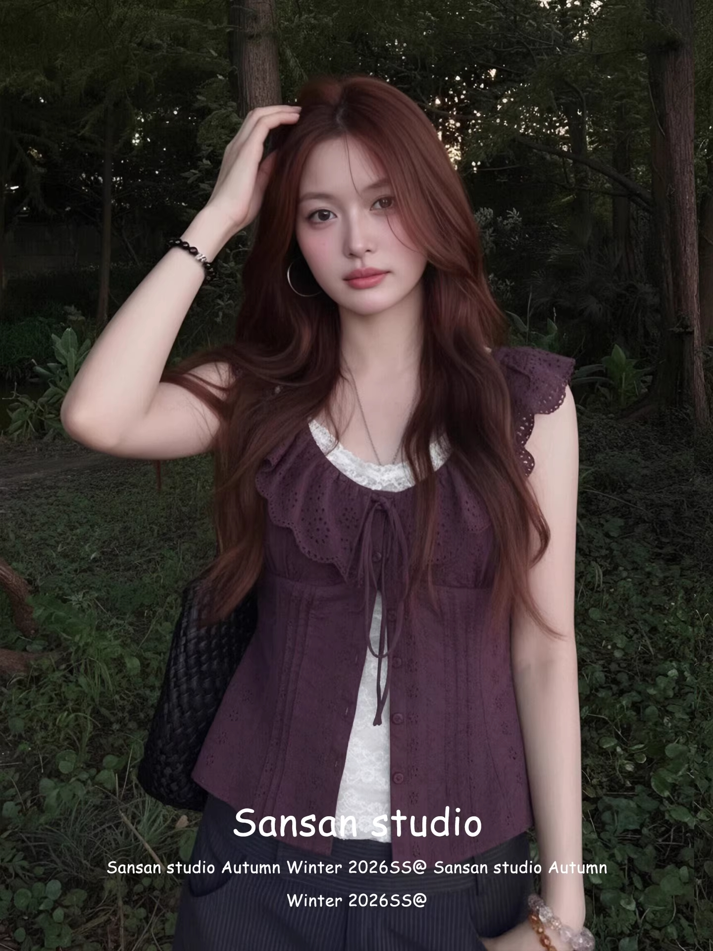 프랑스식 레트로 보라색 반팔 여성 셔츠 초기 여름 착용 가져 가라. 프릴 셔츠 몸매 가꾸기 디스플레이 얇고 작은 날다 소매 맨위