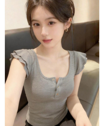 순수한 욕망 회색 u 칼라 작은 날다 소매 반팔 티셔츠 여성 2026 여름 새로운 자이언트 잘 생긴 ~ 중 몸매 가꾸기 맨위 아니요 명중 섹션
