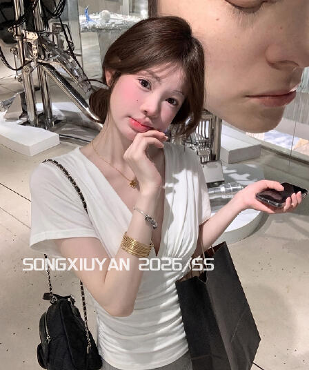 라이 경기 서울 한 부서 달콤한 매운맛 바람 화이트 깊은 V 넥 섹시함 주름 허리 수축 반팔 티셔츠 여성 여름 몸매 가꾸기 작은 맨위