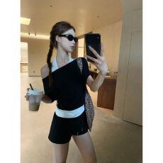 批发【40支精棉】设计感撞色假两件挂脖一字领上衣<b class='q'>T</b><b class='q'>恤</b>露肩短袖女夏季