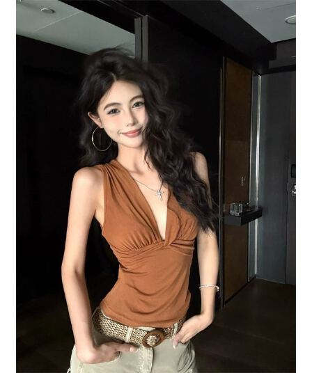 달콤한 핫걸 허리 수축 슬림해 보이는 V넥 행침 목 조끼 슬립 여성 고급 센스 태국 사람 스타일 도파민 민소매 맨위