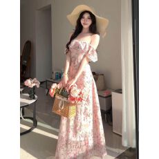 批发一字肩法式碎花茶歇连衣裙女夏季度假温柔风长裙收腰绝美气质裙子