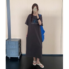批发韩版宽松大码港风连衣裙欧美设计感短袖中长款开叉<b class='q'>T</b><b class='q'>恤</b>裙子