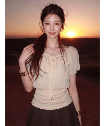 원본 품질 얕은 살구 색상 페이크 레이어드 패치워크 레이스업 V넥 연꽃 잎 소매 셔츠 품격 맨위