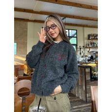 批发美式复古慵懒风针织毛衣开衫女秋季新款纽扣圆领外套