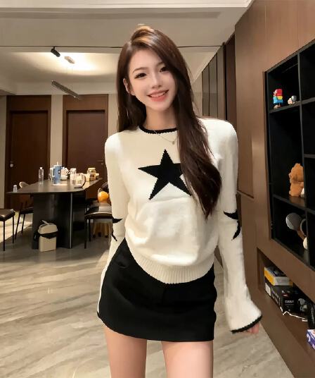 라운드 넥 스웨터 여자 가을 겨울 2026 새로운 루즈핏 슬림해 보이는 캐주얼 다용도 니트 스웨터 맨위