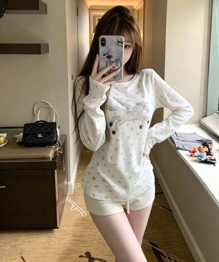 캡처 꿈 유니콘 전체 인쇄 작은 꽃무늬 구덩이 기사 질감 센스 캐주얼 라운드 넥 긴팔 티셔츠
