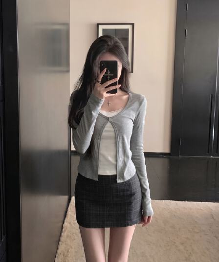 양모 한 부서 분위기 센스 페이크 레이어드 긴팔 티셔츠 여성 이른 가을 몸매 가꾸기 슬림해 보이는 다용도 작은 키 품격 맨위