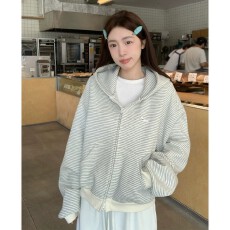 批发韩系巨好看条纹连帽开衫卫衣<b class='q'>女</b>2026早秋新款高级感气质短外套上衣