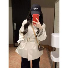 批发一粒扣斗篷风衣女设计感显瘦外套复古格纹拼接小个子中长款大衣