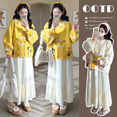 批发实拍新品~秋<b class='q'>冬</b>甜美立体卡通加厚毛衣+磨毛加厚蕾丝半裙套装
