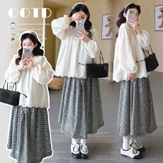 实拍~现早春韩版甜美衬衫花朵衬衫+格子半裙套装