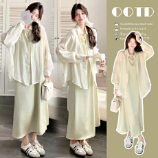 批发现春夏法式温柔系防晒衬衫+吊带度假<b class='q'>连衣裙</b>套装