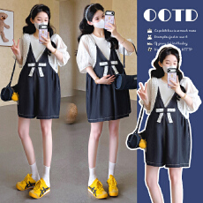 批发现实拍~<b class='q'>夏</b>季甜美减龄蝴蝶结蕾丝拼接背带裤+上衣两件套装