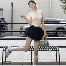 批发【芭蕾学姐】白色<b class='q'>蕾丝</b>边圆领打底衫t恤女春修身纯欲上衣➕<b class='q'>短裤</b>