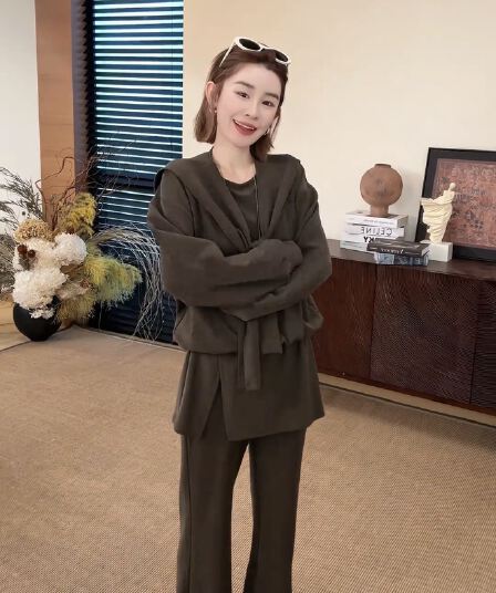 玖 위로 하나 玖 2026 이른 가을 익스트림 제인 다용도 숄 방귀 커튼 디자인 후드티 부츠컷 바지 세트