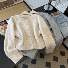 批发实拍大码女装秋冬胖MM小香风毛衣外套高级感百搭显瘦针织开衫上衣