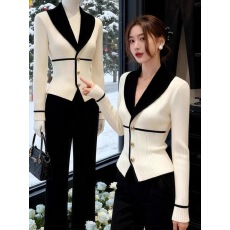 批发时尚优雅风白色翻领长袖毛衣针织开衫女冬季新款<b class='q'>通勤</b>洋气收腰小衫