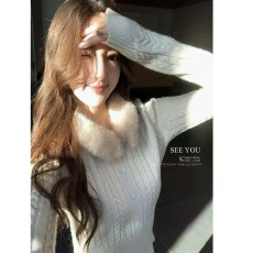 批发<b class='q'>秋</b>冬修身显瘦高级感内搭打底上衣计感小众毛毛领针织衫女