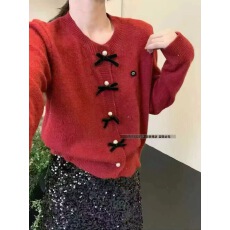 批发红色针织开衫<b class='q'>女</b>2025年秋冬新款小香风蝴蝶结新年氛围感毛衣<b class='q'>外套</b>