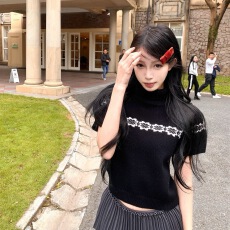 批发复古费尔岛提花红色短袖毛衣女<b class='q'>秋</b>冬新款减龄显瘦针织上衣