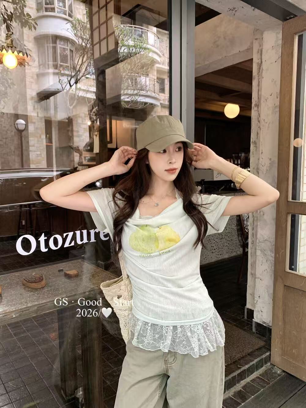 여름 얇은 스타일 밝은 도파민 착용 가져 가라. 품격 프랑스식 달콤한 매운맛 맨위 흔들다 칼라 프린트 반팔 티셔츠 여성