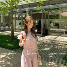 批发2026夏季新款温柔风独特<b class='q'>超</b>好看的斜肩荷叶边衬衫设计感小众上衣女