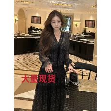 批发大码女装胖mm2026早秋复古碎花压褶大裙摆<b class='q'>连衣裙</b>两件套